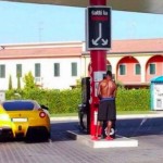 balotelli-benzina-ferrari-638x425