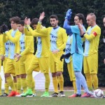 squadra_saluta