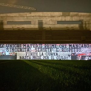 striscione-curva-ultras-Padova