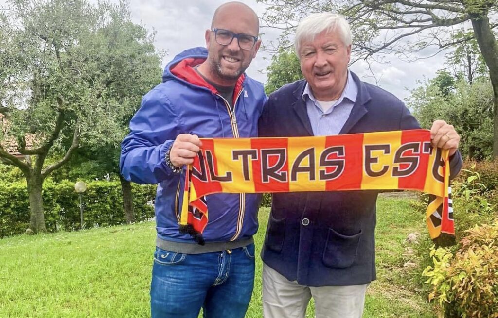 Este