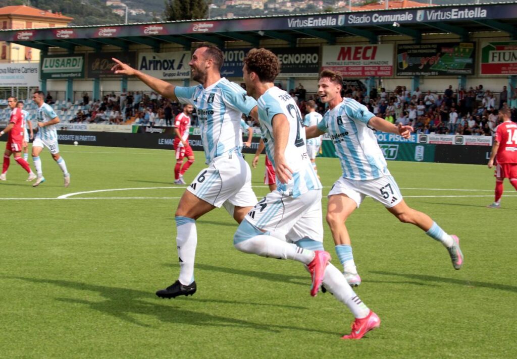 entella-vs-mantova-tiritiello-segna-ed-esulta
