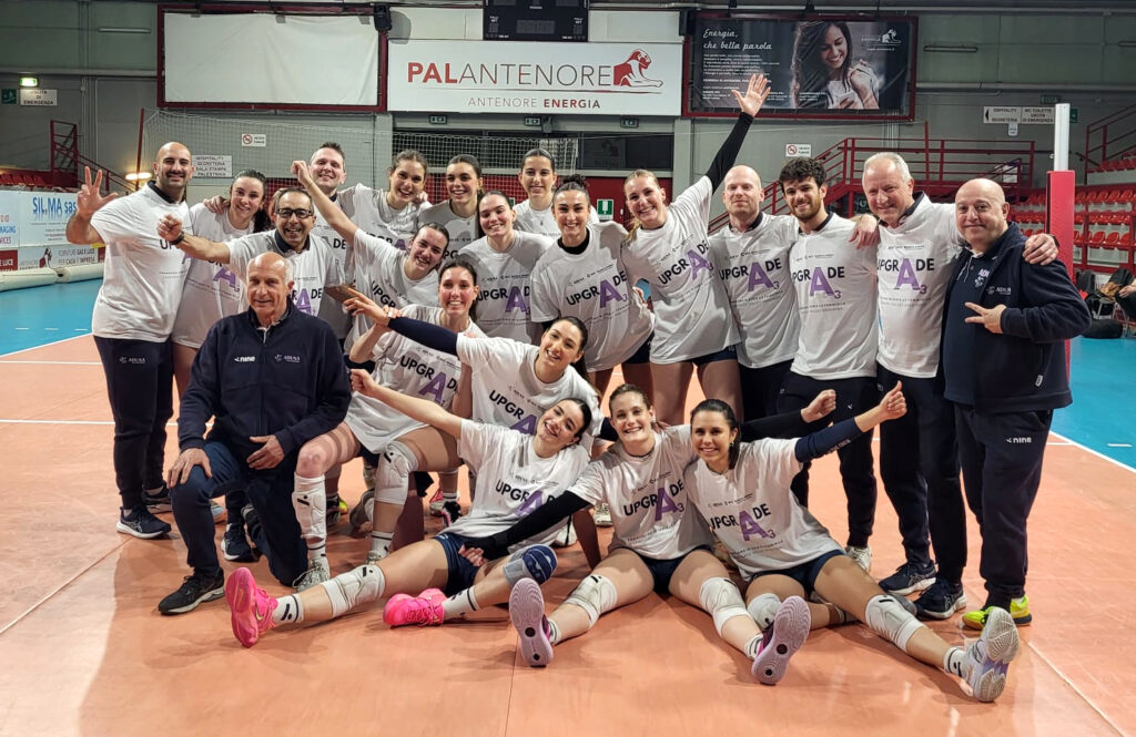 Banca Annia Women